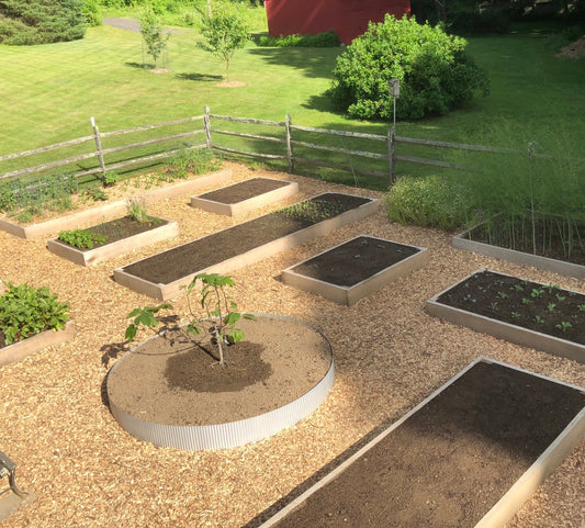 Use Dakota Tin For Metal Raised Garden Beds